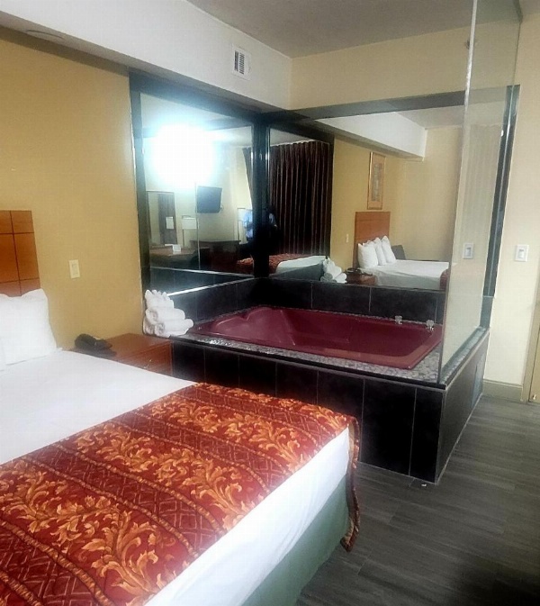 Jets Motor Inn image 35